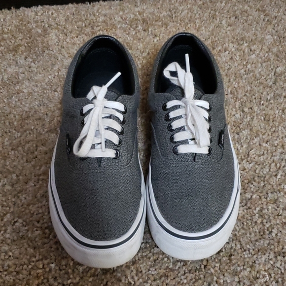 Vans (men's) - Picture 2 of 10